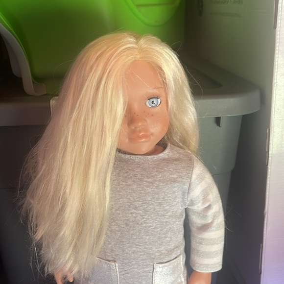 Our Generation 18” Doll Meaghan - Picture 3 of 4